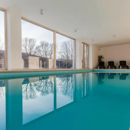 Villa Comfortable With Pool