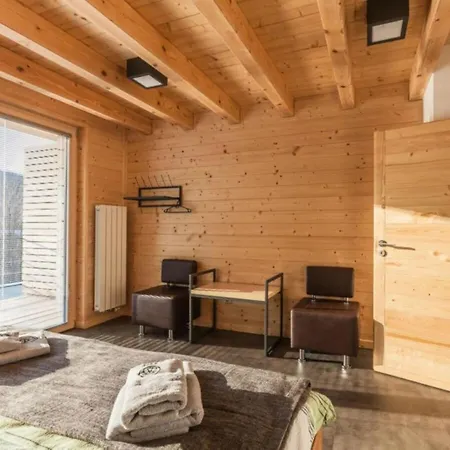 Villa Comfortable With Pool Mala Moravka